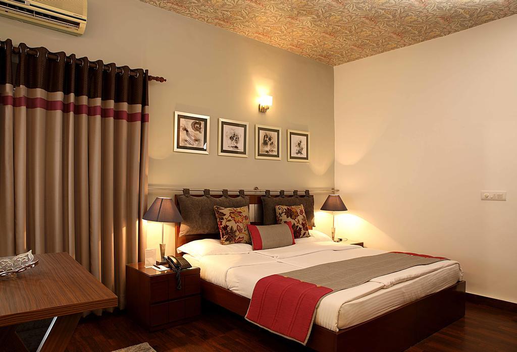 อหุชา เรซิเดนซี กอล์ฟ ลิงค์ Hotel นิวเดลี ภายนอก รูปภาพ