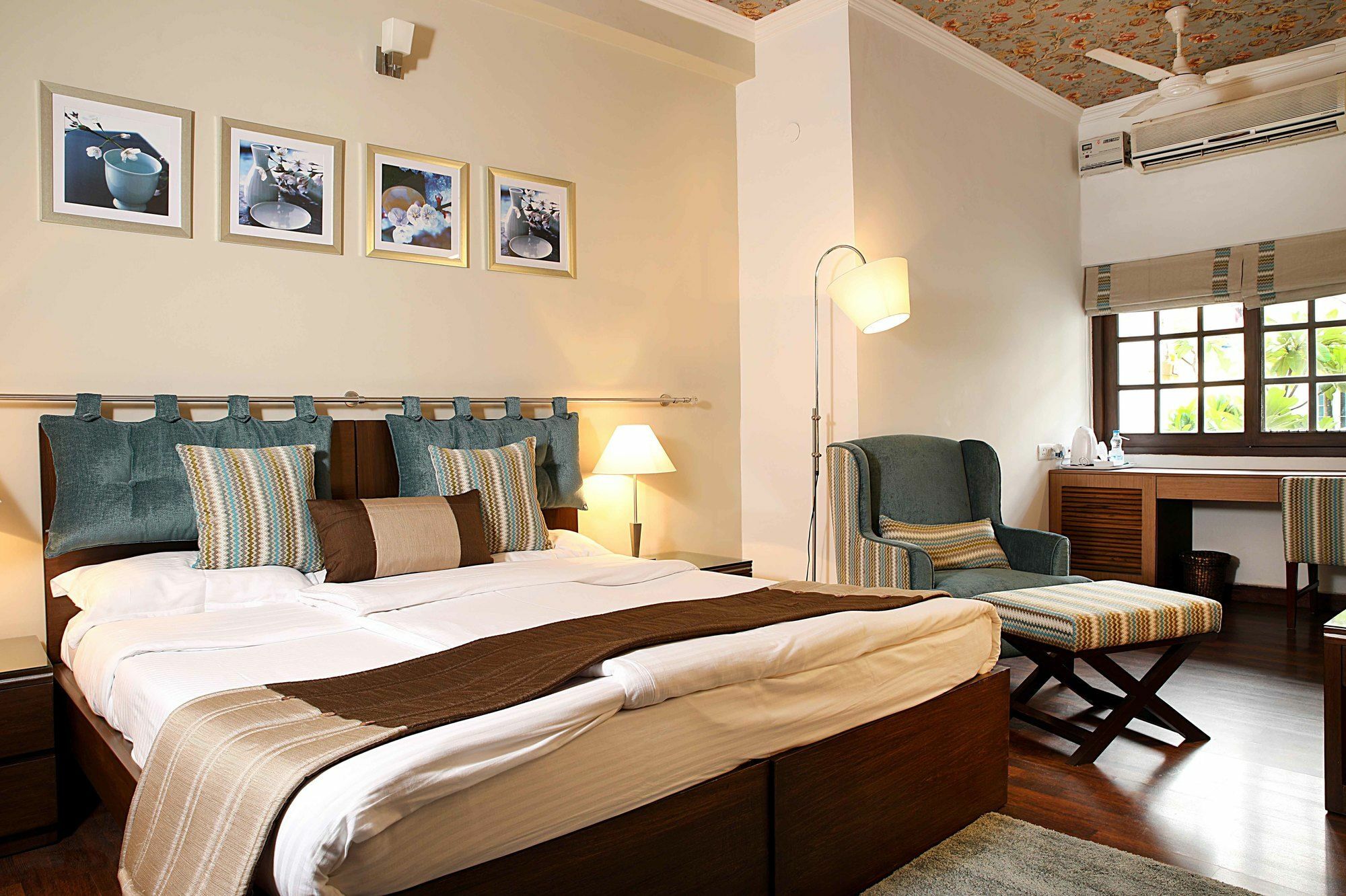อหุชา เรซิเดนซี กอล์ฟ ลิงค์ Hotel นิวเดลี ภายนอก รูปภาพ